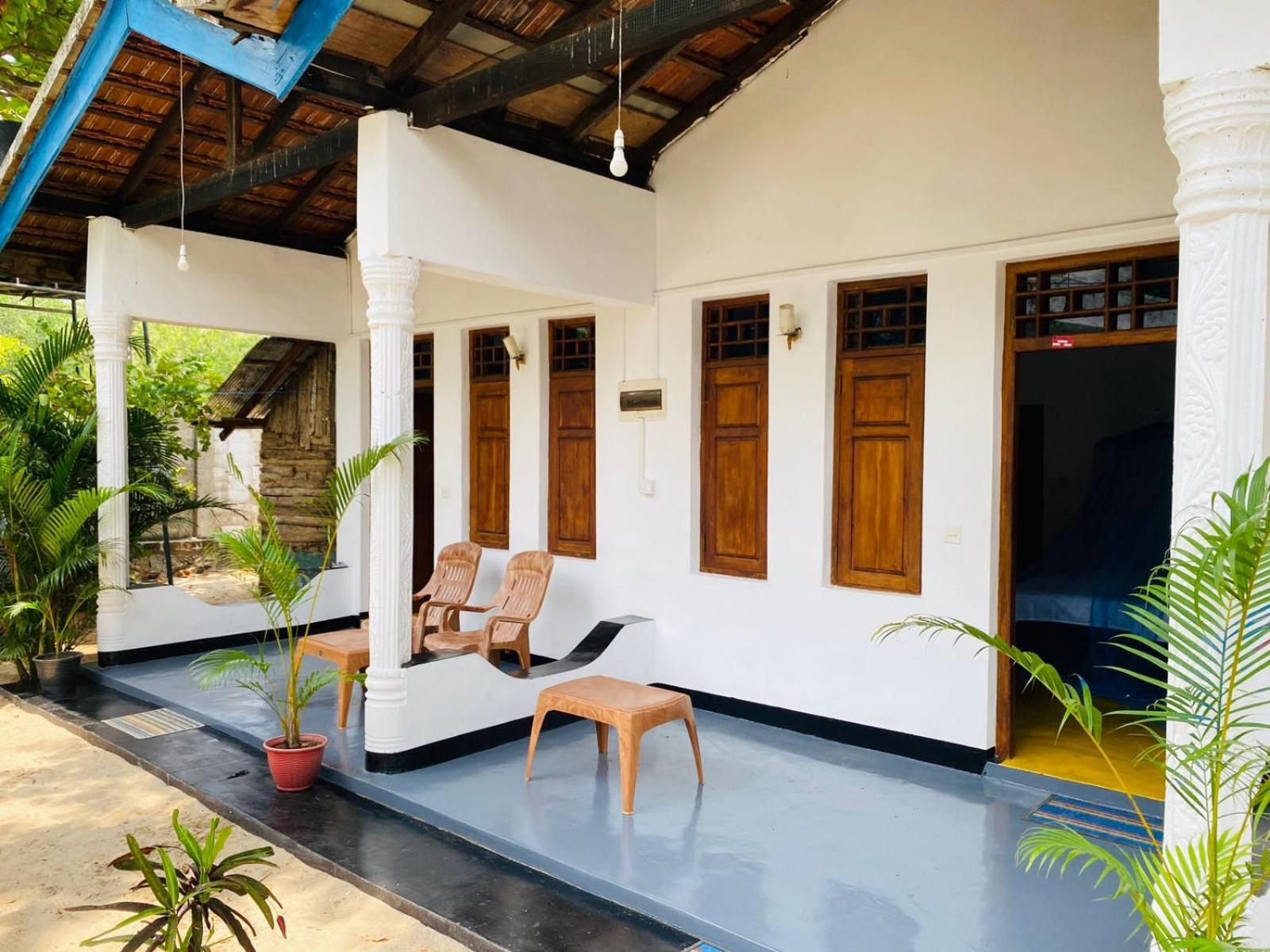 Hotel Aaliya Bay Arugam Bay Exterior foto